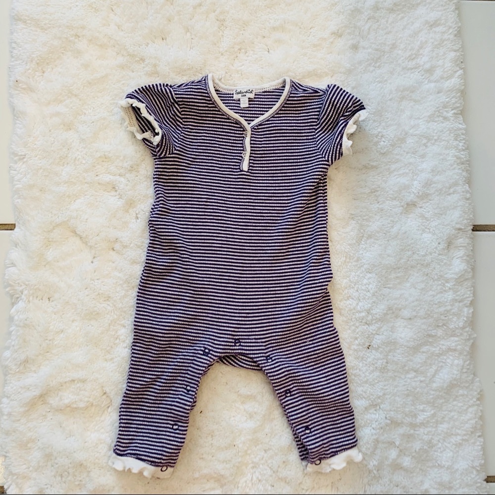 Splendid baby romper *soft and stretchy*